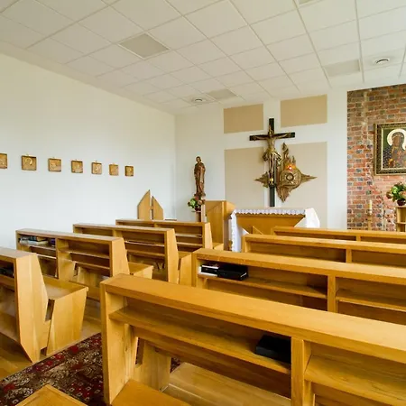 Alojamento de Acomodação e Pequeno-almoço Dom Notre Dame *