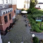 Bed & Breakfast Dom Notre Dame *