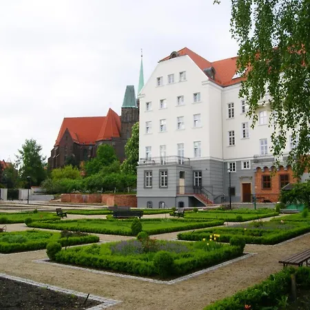 Dom Notre Dame Vratislav