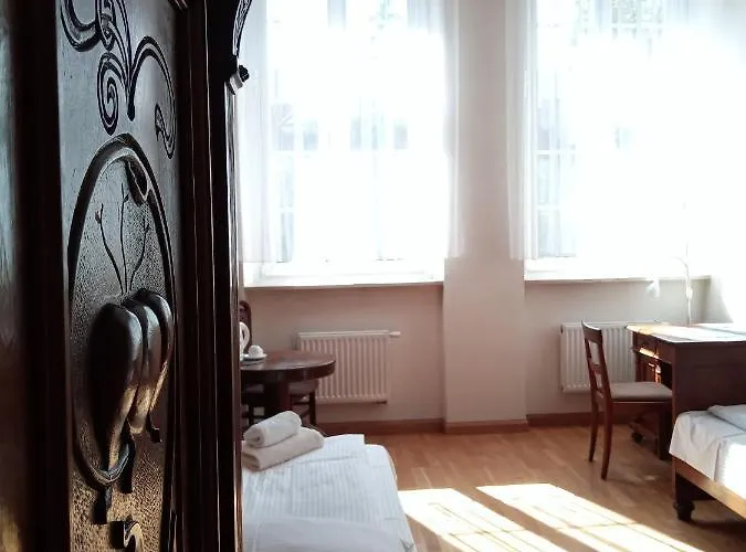 Dom Notre Dame Bed & Breakfast